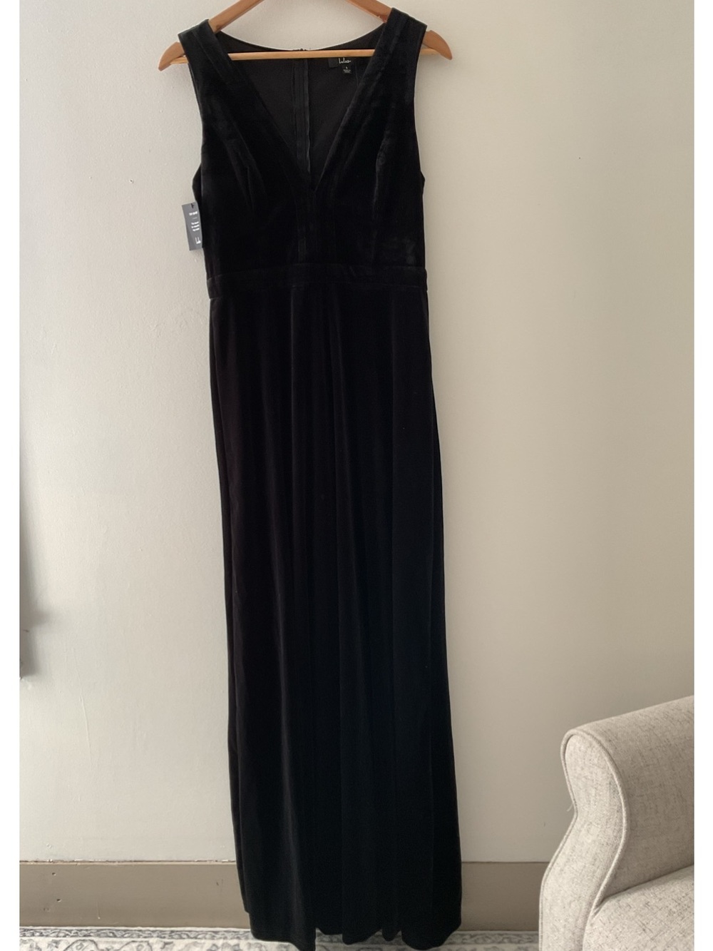 Lulus Beautiful Night Black Velvet Sleeveless V-Neck Maxi Dress Event Large NWT - Picture 6 of 15